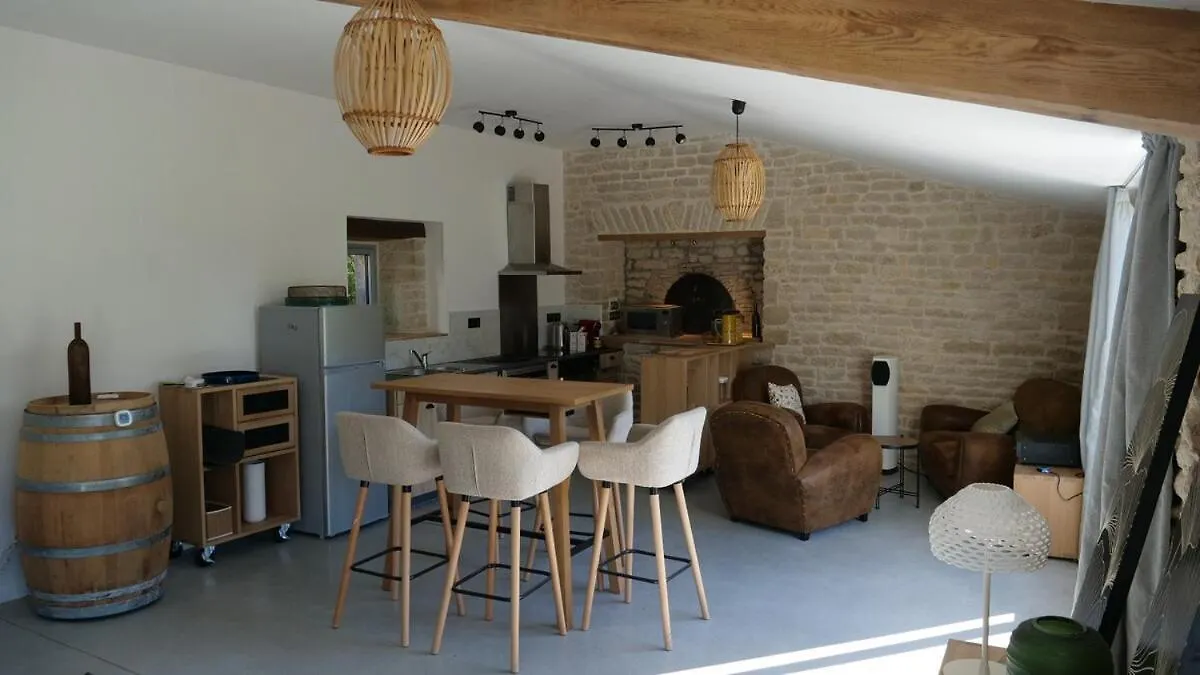 Hébergement de vacances Gite In Equestrian Property Verdille France